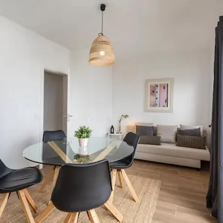 The Concierge - Prime Center L3 *