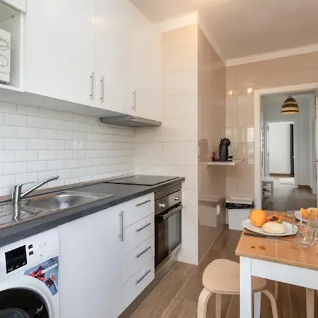 The Concierge - Prime Center L3 Apartment